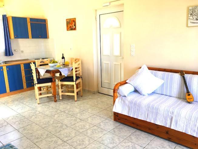 Evangelia House Sea View Apartments Agia Pelagia  Luaran gambar