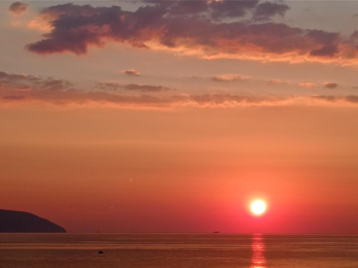 Evangelia House Sea View Apartments Agia Pelagia  Luaran gambar